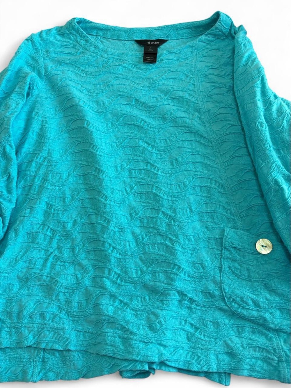 Ali Miles Teal Wave-Texture 3/4 Sleeve Top